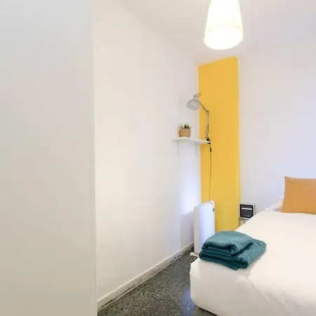 Canela Homes Park Gueell * バルセロナ