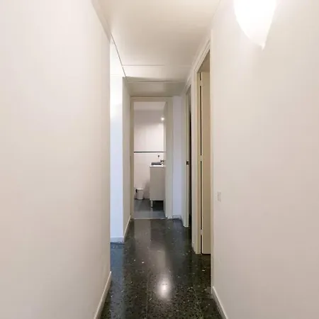 Canela Homes Park Gueell バルセロナ