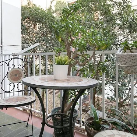 Canela Homes Park Gueell * Barcelona